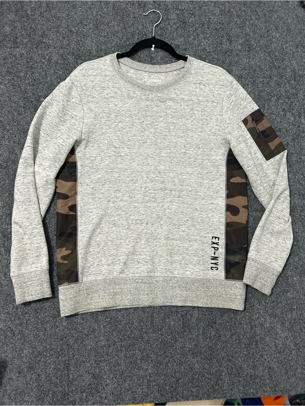 Express Gray Crewneck Sweatshirt with Brown Camo Panels Men’s S
